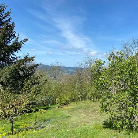 La Vaisse Nocleg ze śniadaniem Ambert